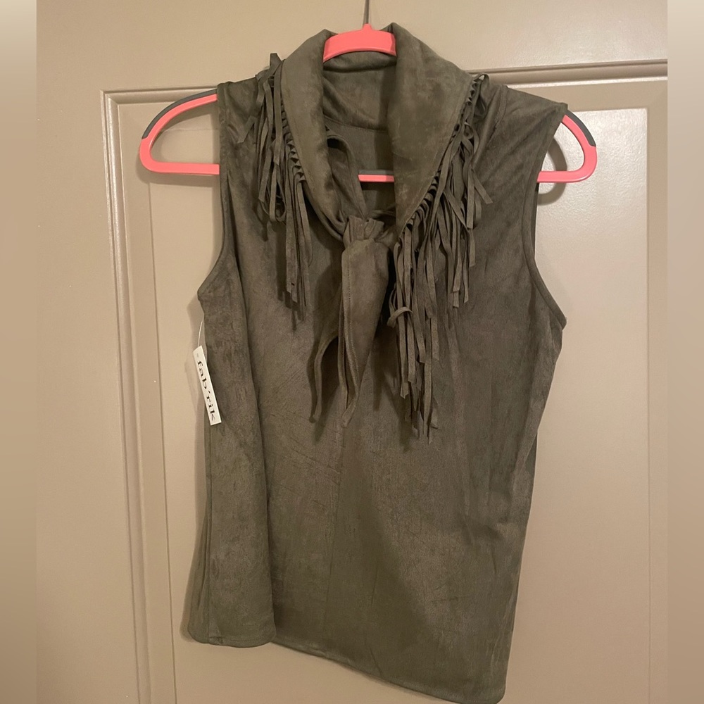 Fabrik Velvet Fridge Top - NEW WITH TAGS - Size M